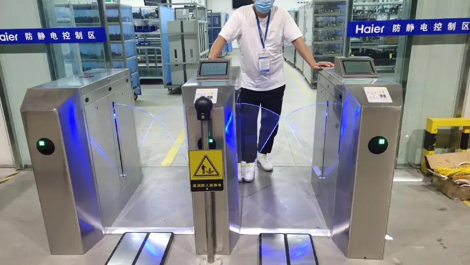 Système de contrôle d’accès à détection statique ESD