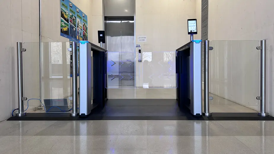 Contrôle biométrique d’accès pour les immeubles de bureaux