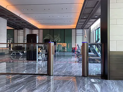 Système de contrôle d’accès à l’entrée de la salle de sport